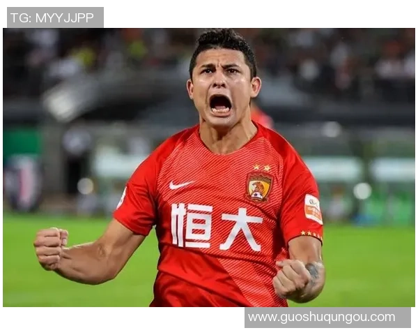 足球球星深夜逛夜店遭抓捕引发热议 网友纷纷猜测事件背后真相